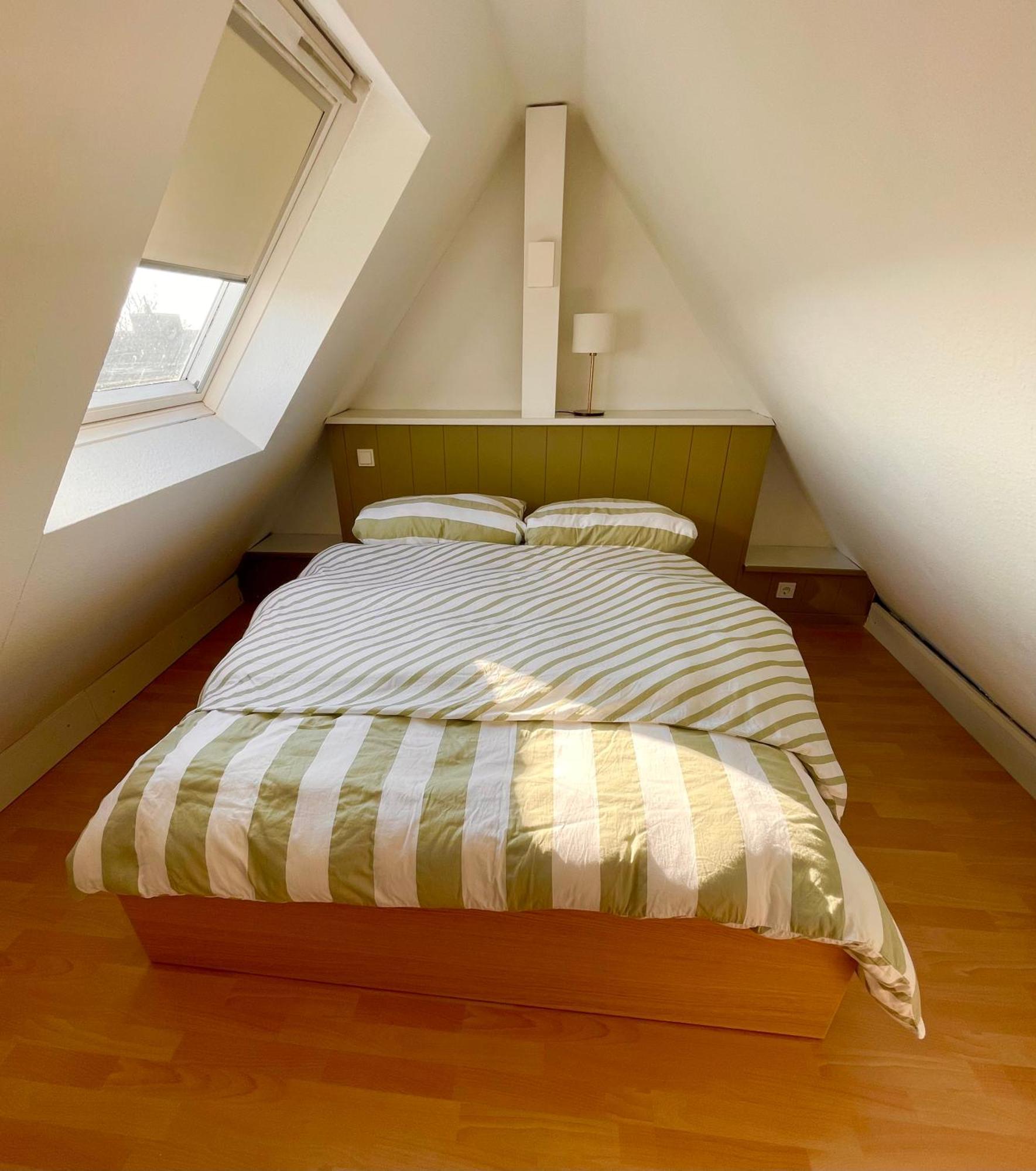 Homestay Ueber 2 Etagen Nahe Bvb-stadion Und Westfalenhallen *